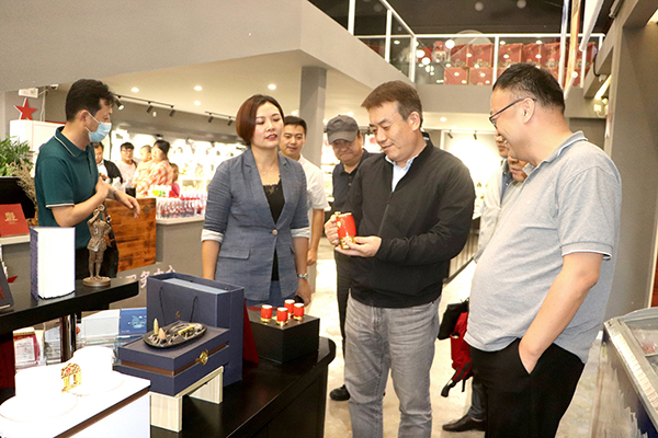 IMG_5811.JPG IMG_5811.JPG